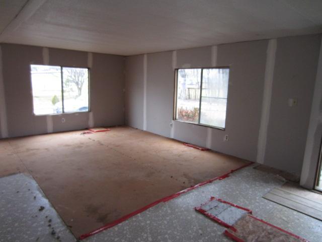907 Cass Street Dresden, OH 43821 - Photo 5 of 8