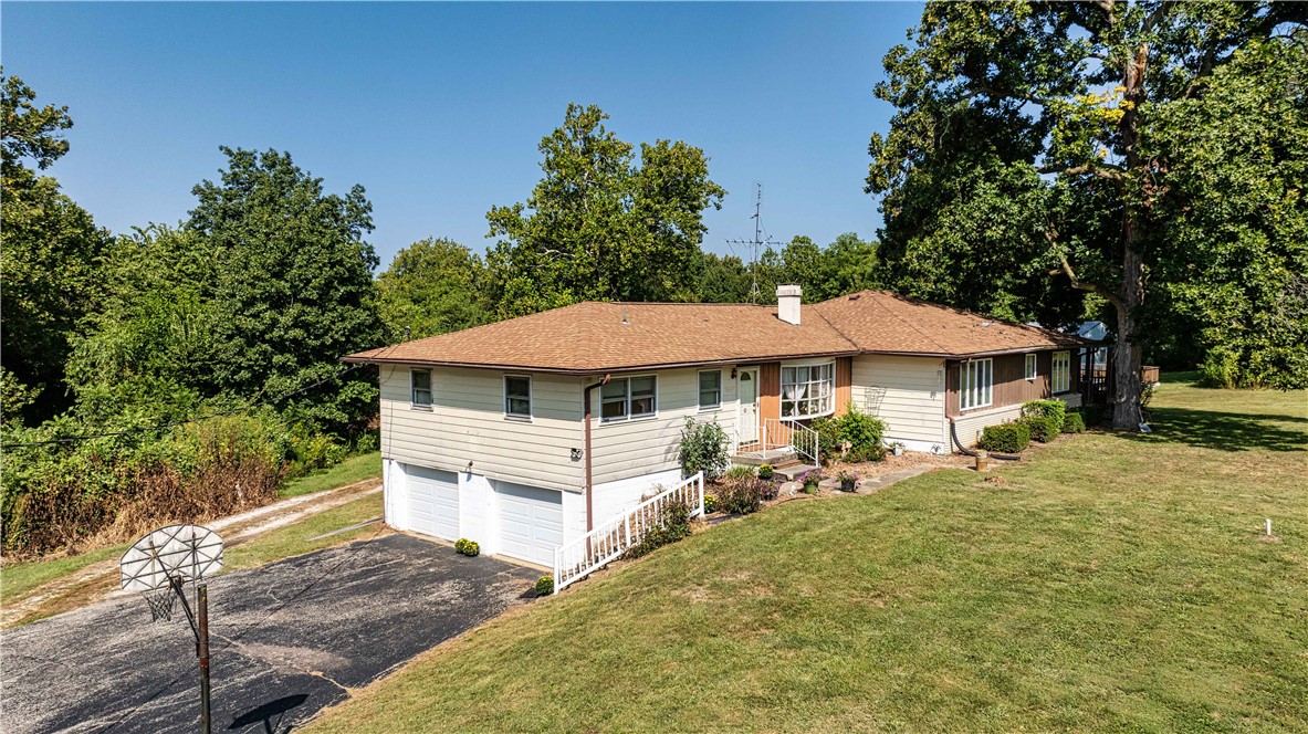 3335 Nevada Road Decatur, IL 62522 - Photo 45 of 46 Drone Picture of Garage Area