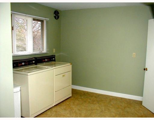 734 Pinoak Road Mt. Lebanon, PA 15243 - Photo 3 of 18 Other.