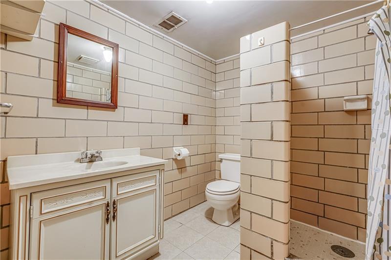 100 Ridge Road Cheswick, PA 15024 - Photo 16 of 25