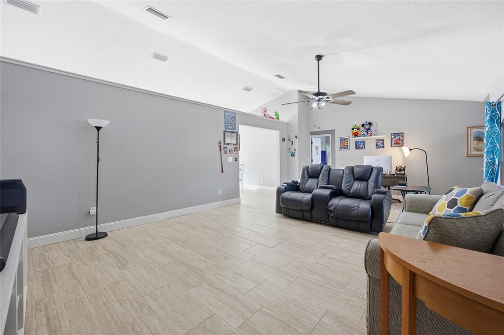 2428 Southwest 147 Place Road Ocala, FL 34473 - Photo 6 of 47