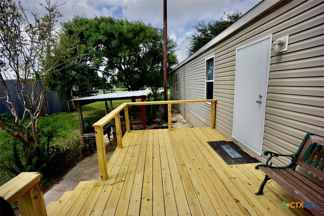 1502 West Monroe Avenue Port O'Connor, TX 77982 - Photo 5 of 22