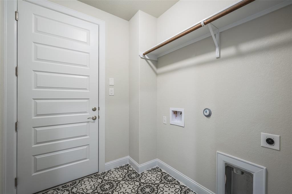 113 Old Trinity Way Georgetown, TX 78628 - Photo 23 of 27 Laundry room with hookup for a gas dryer, washer hookup, and hookup for an electric dryer