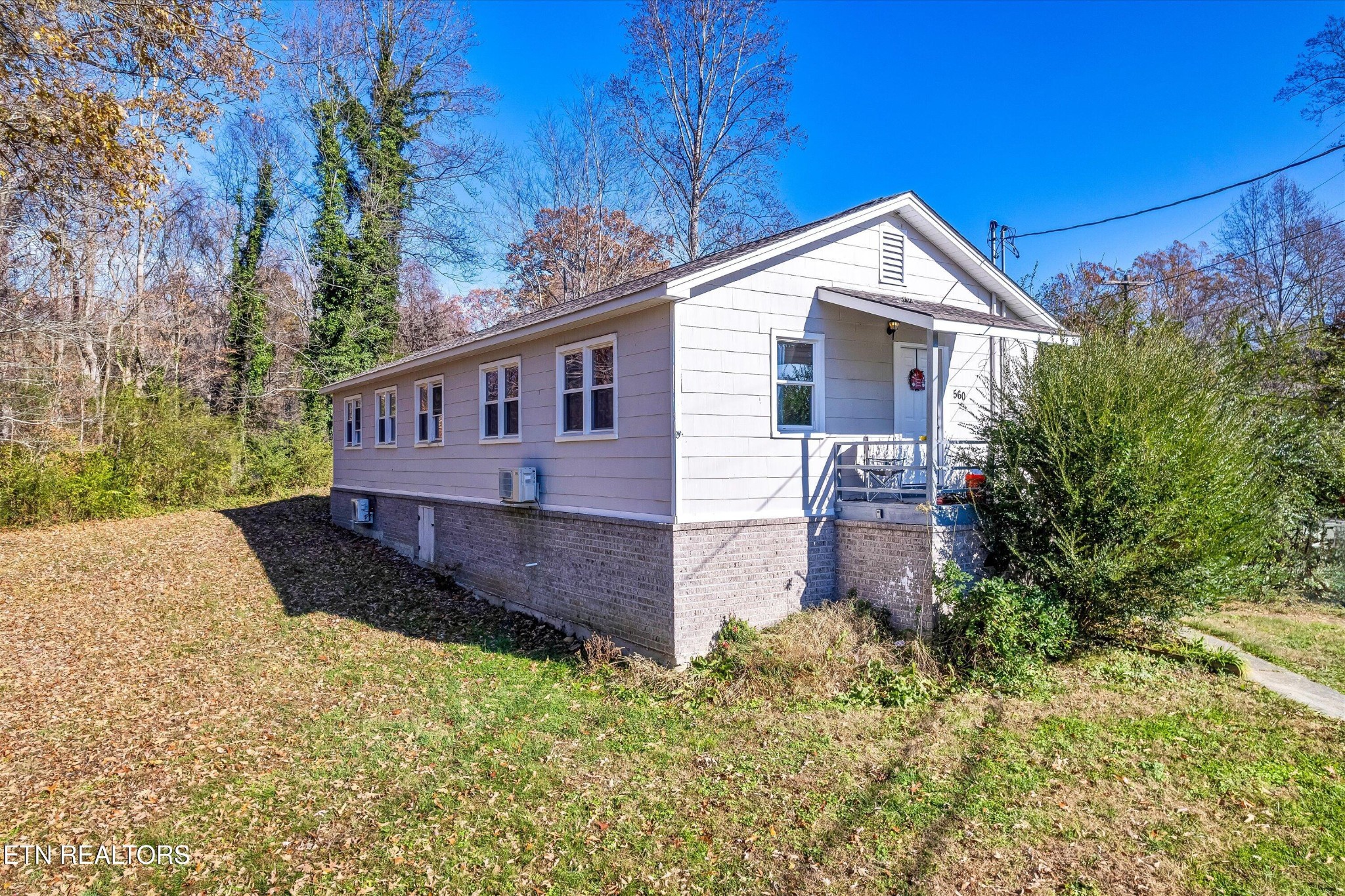 558560 West Outer Drive Oak Ridge, TN 37830 - Photo 3 of 29 Gallery Image 3