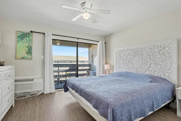 $174,000 | 120 North Dogwood Drive, Unit 303, Murrells Inlet, SC 29576