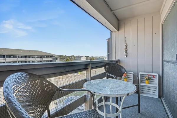$174,000 | 120 North Dogwood Drive, Unit 303, Murrells Inlet, SC 29576