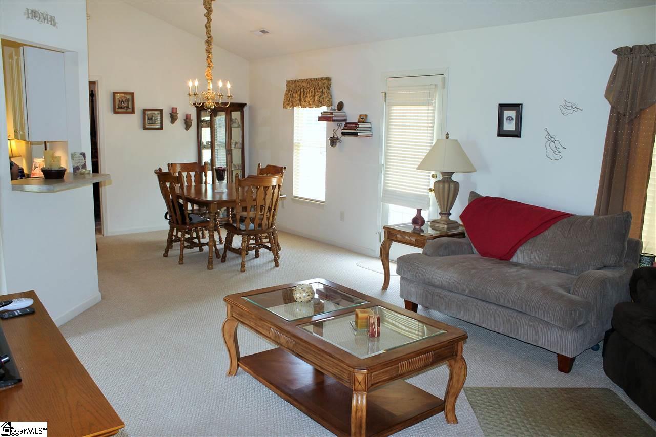 120 Maxton Way Pelzer, SC 29669 - Photo 6 of 28
