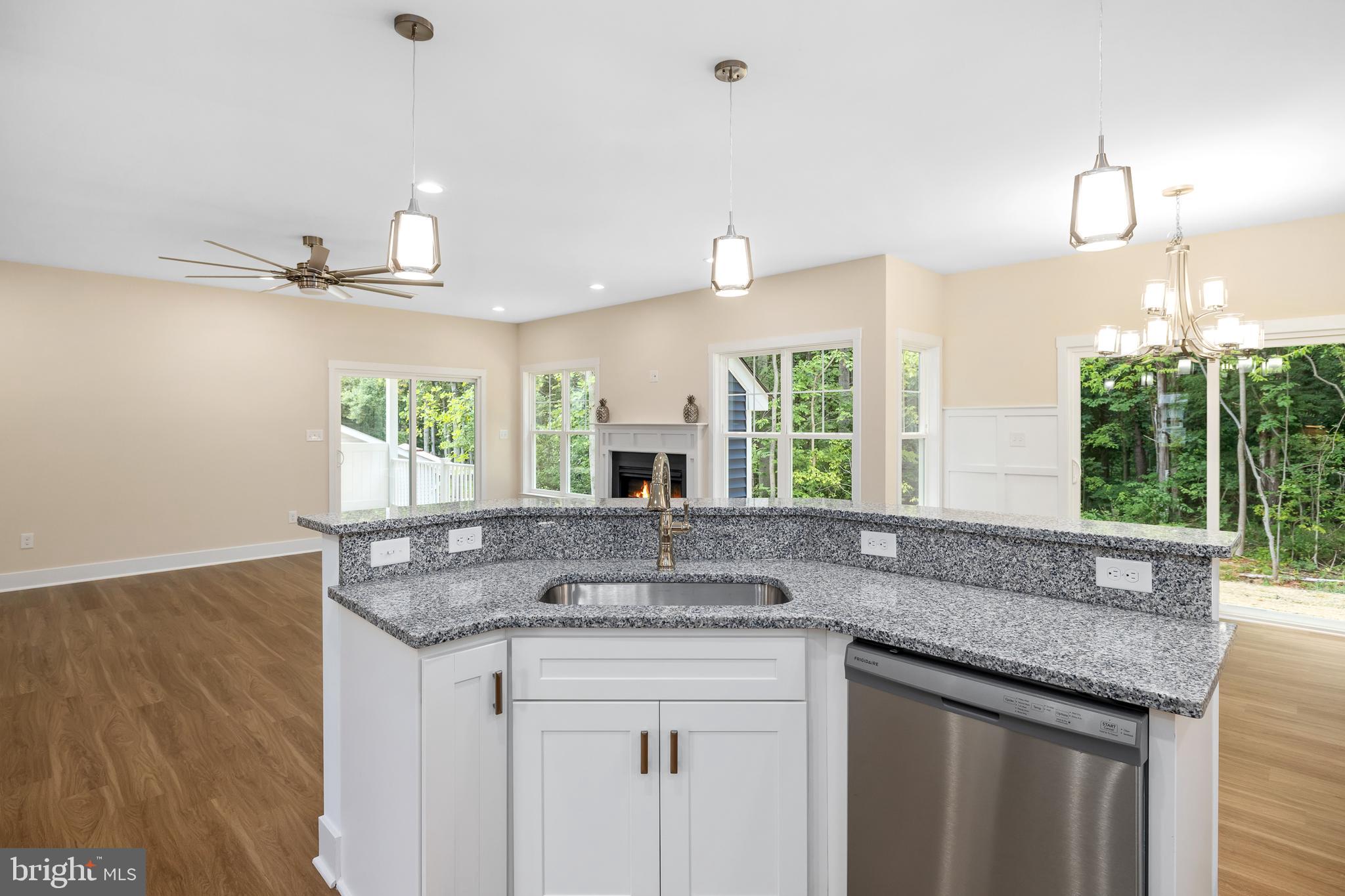 403 Harrison Circle Locust Grove, VA 22508 - Photo 17 of 48 Kitchen Island