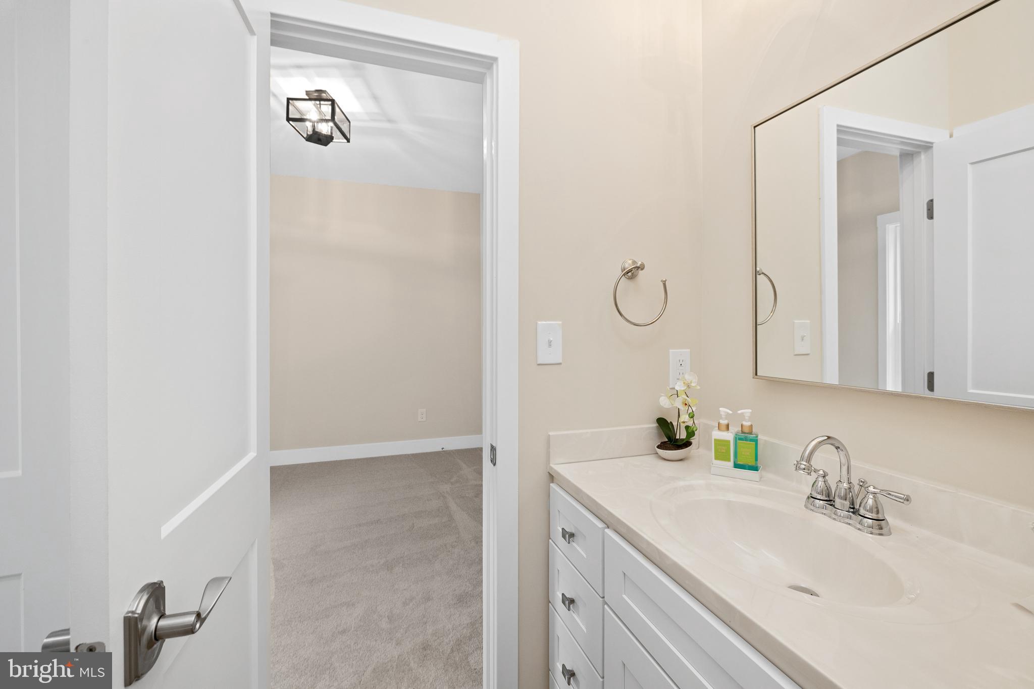 403 Harrison Circle Locust Grove, VA 22508 - Photo 26 of 48 Jack and Jill full bath