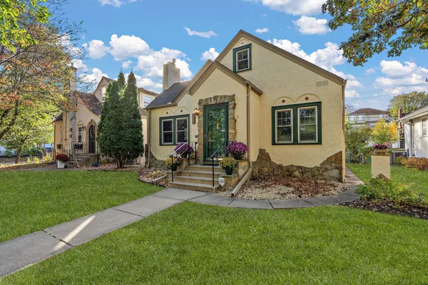 $750,000 | 5252 Drew Avenue South, Minneapolis, MN 55410