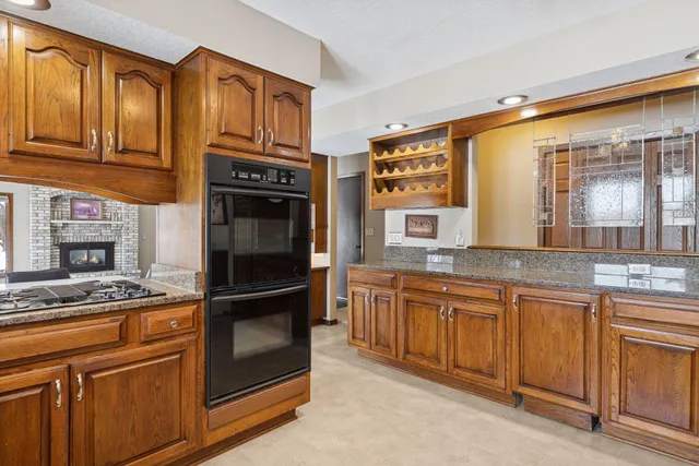 $650,000 | 6233 Kelvin Avenue North, Stillwater, MN 55082