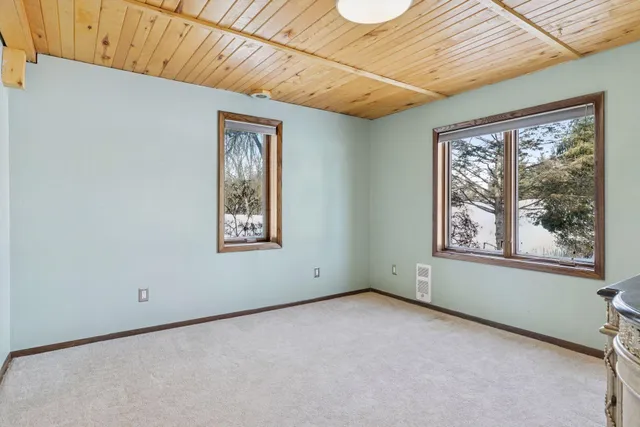 $650,000 | 6233 Kelvin Avenue North, Stillwater, MN 55082