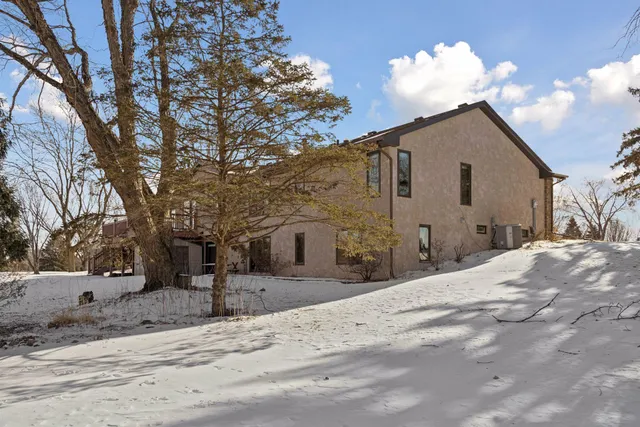 $650,000 | 6233 Kelvin Avenue North, Stillwater, MN 55082