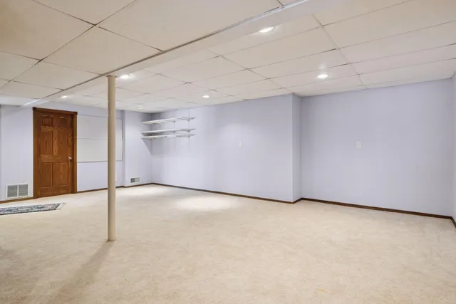 $650,000 | 6233 Kelvin Avenue North, Stillwater, MN 55082