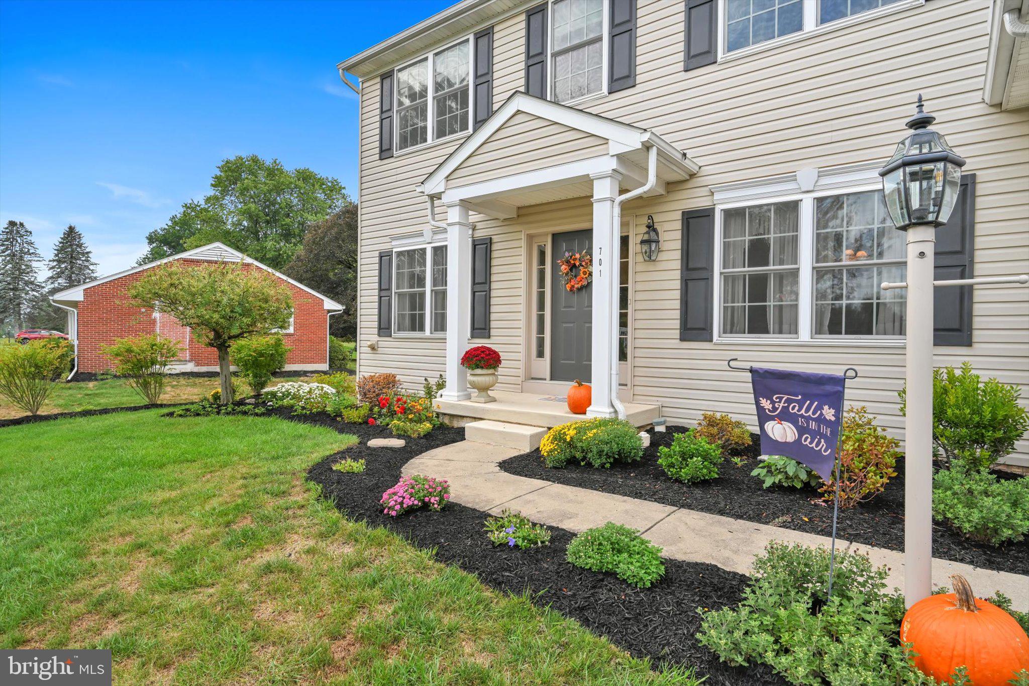 701 Hampden Road Elizabethtown, PA 17022 - Photo 2 of 42 Gallery Image 2