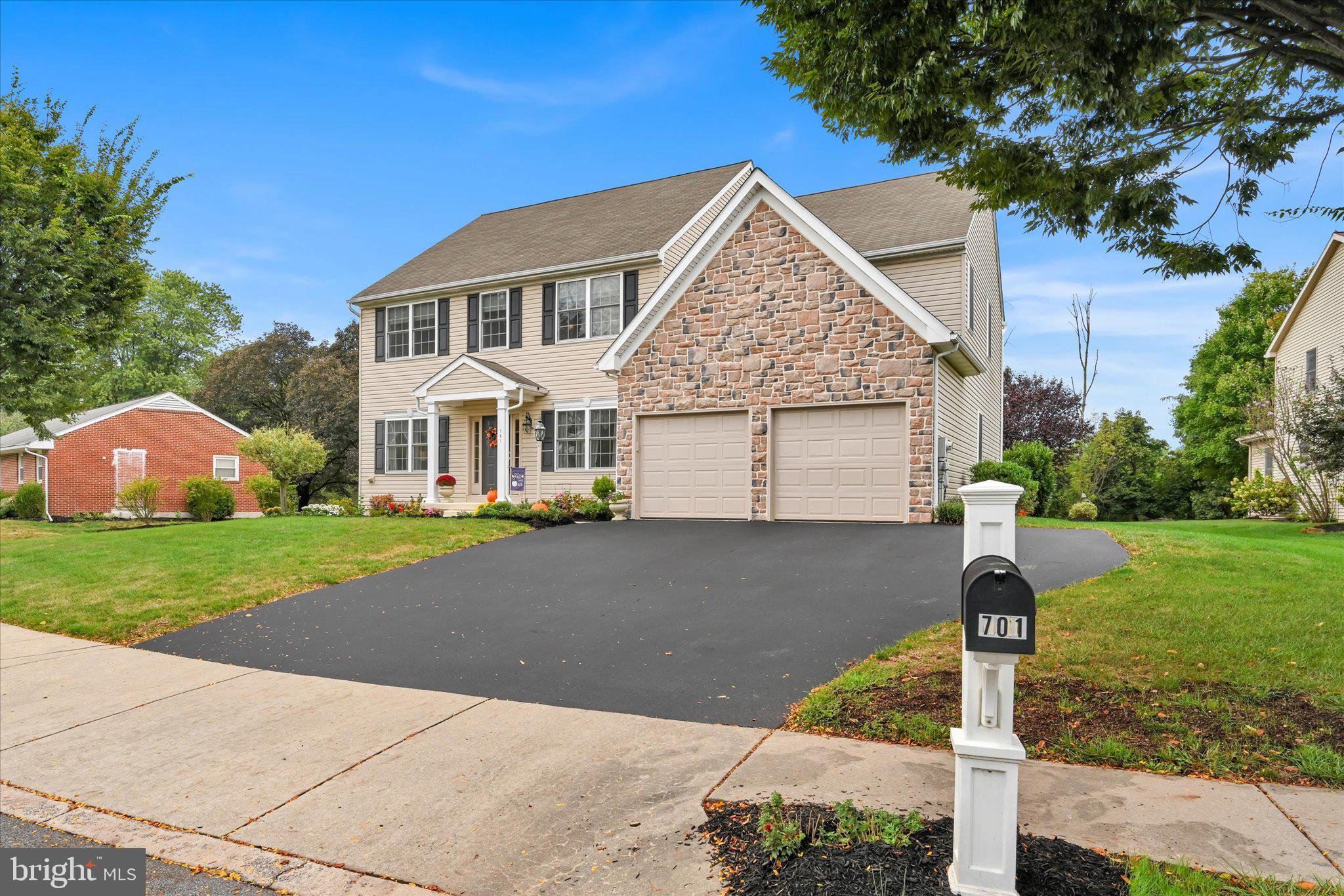 701 Hampden Road Elizabethtown, PA 17022 - Photo 3 of 42 Gallery Image 3