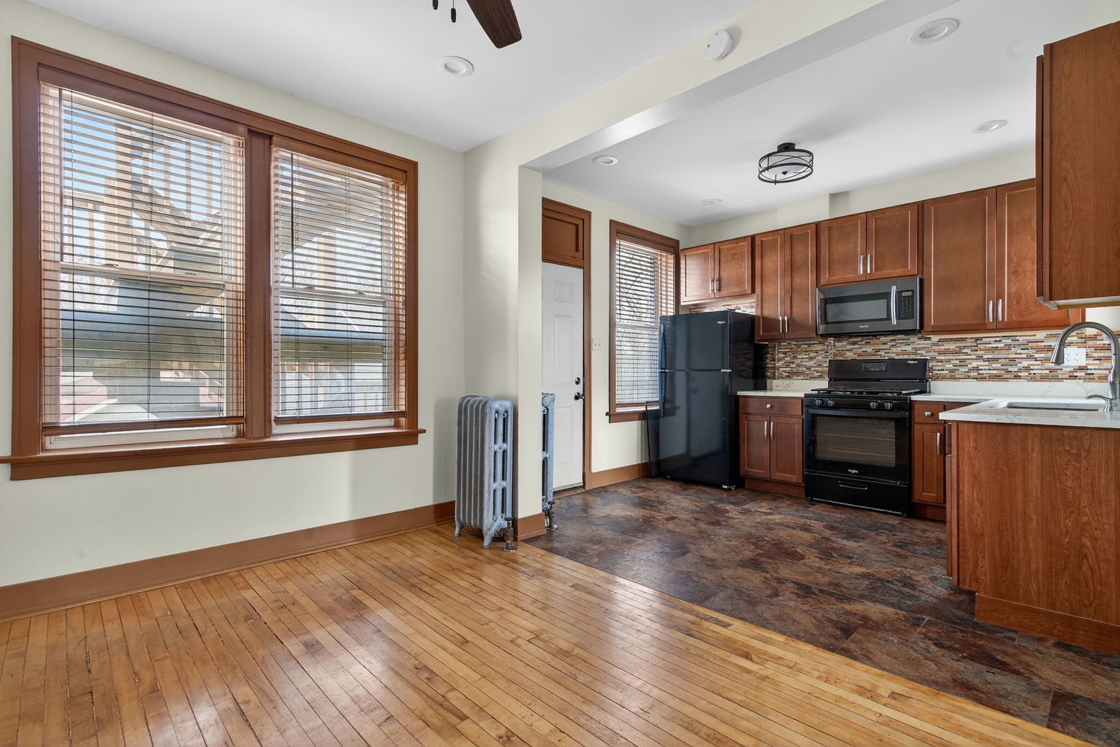 5526 South Aberdeen Street Chicago, IL 60621 - Photo 22 of 27