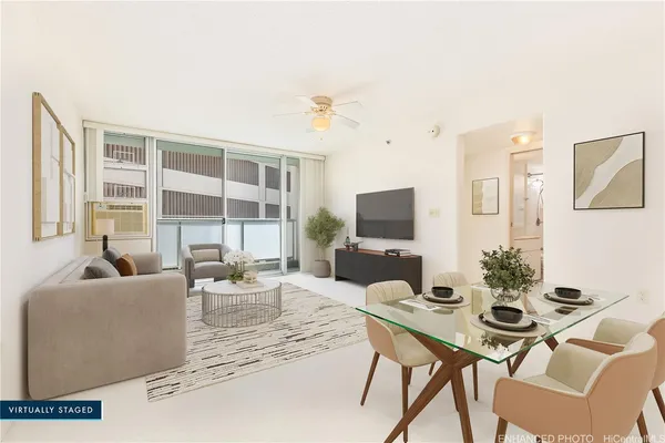 $2,500 | 3009 Ala Makahala Place, Unit 504, Honolulu, HI 96818