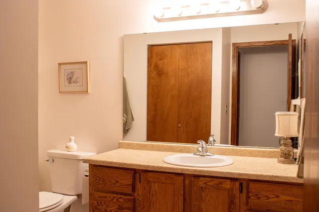 $185,900 | 32 11th Avenue South, Unit 305, Hopkins, MN 55343