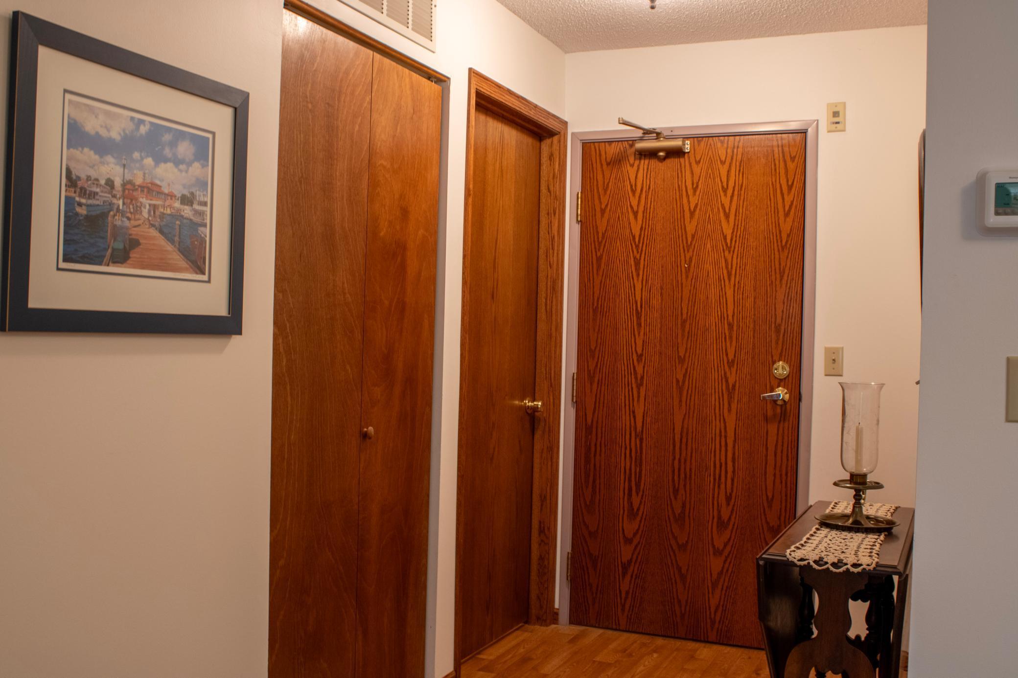 32 11th Avenue South, Unit 305 Hopkins, MN 55343 - Photo 19 of 27