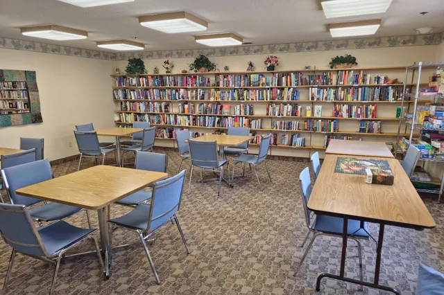 $185,900 | 32 11th Avenue South, Unit 305, Hopkins, MN 55343