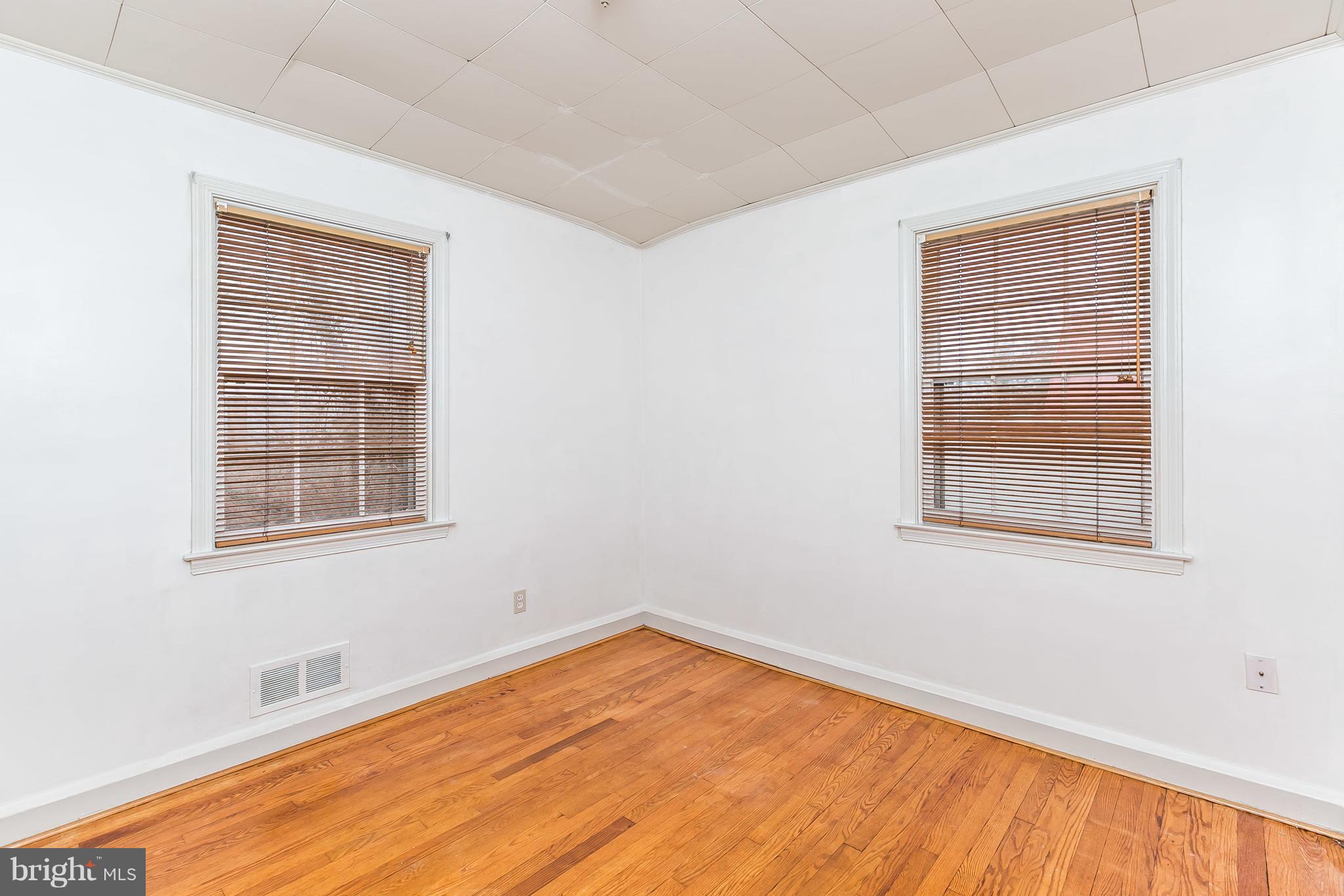 7116 York Road Baltimore, MD 21212 - Photo 22 of 30 Bedroom