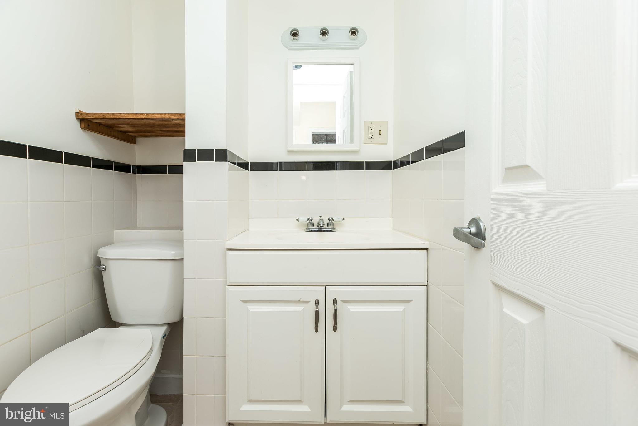 7116 York Road Baltimore, MD 21212 - Photo 8 of 30 Bath