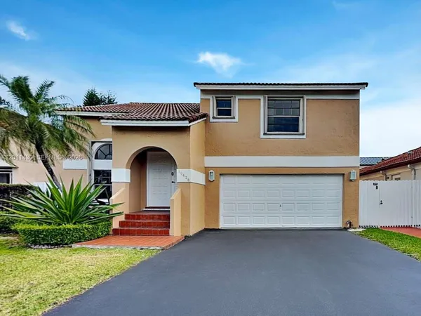$4,220 | Sunset, Miami, FL 33173