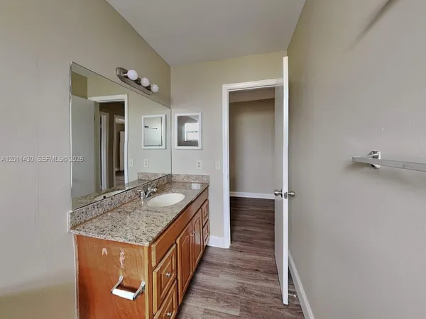 $4,220 | Sunset, Miami, FL 33173