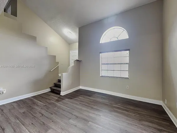 $4,220 | Sunset, Miami, FL 33173