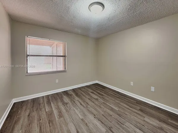 $4,220 | Sunset, Miami, FL 33173