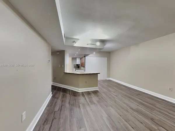 $4,220 | Sunset, Miami, FL 33173