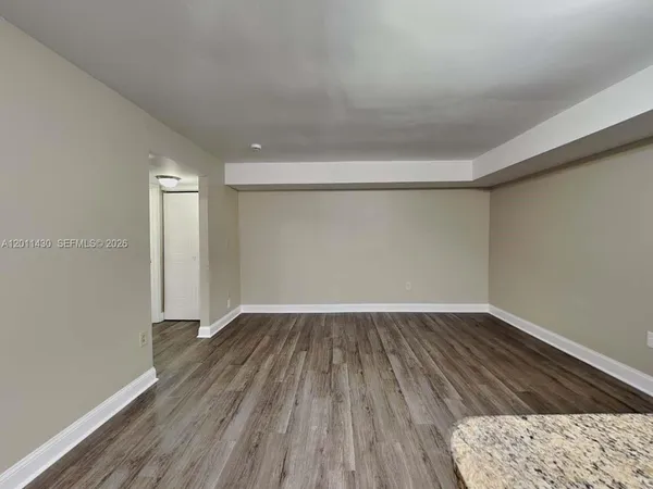 $4,220 | Sunset, Miami, FL 33173