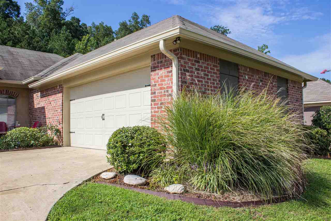 308 Azalea Court Brandon, MS 39047 - Photo 2 of 46 Photo 2