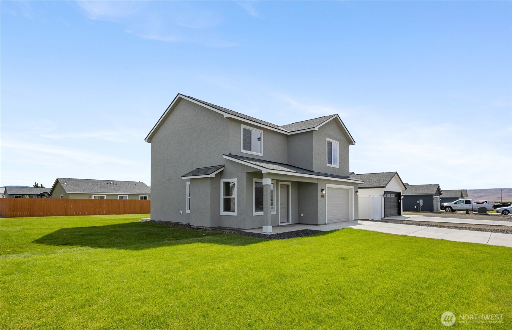 208 Rattray Drive Mattawa, WA 99349 - Photo 3 of 40