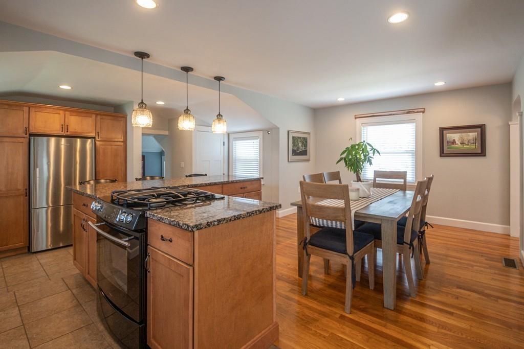 25 Morley Road Quincy, MA 02170 - Photo 6 of 27 Gallery Image 6