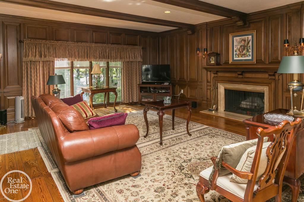 5941 Southgate Road Rochester, MI 48306 - Photo 12 of 71