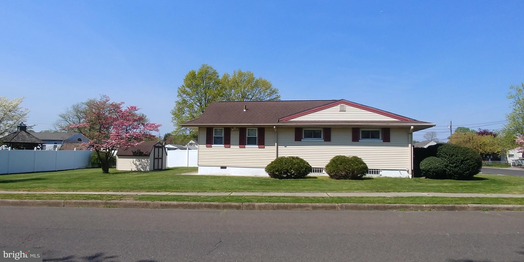 620 Jefferson Street Riverside, NJ 08075 - Photo 3 of 16