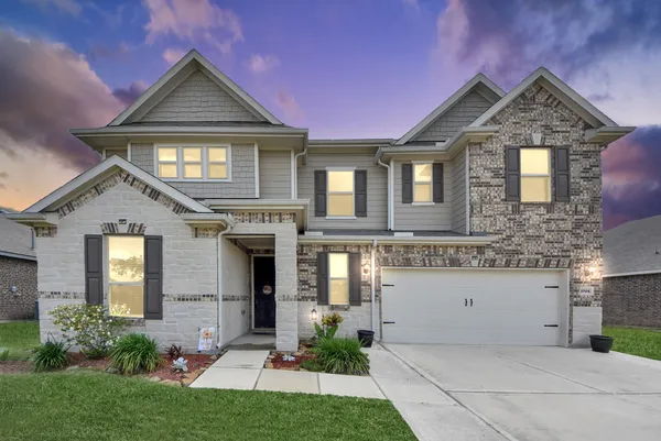 $2,800 | 3705 Banbury Lane, Pearland, TX 77584