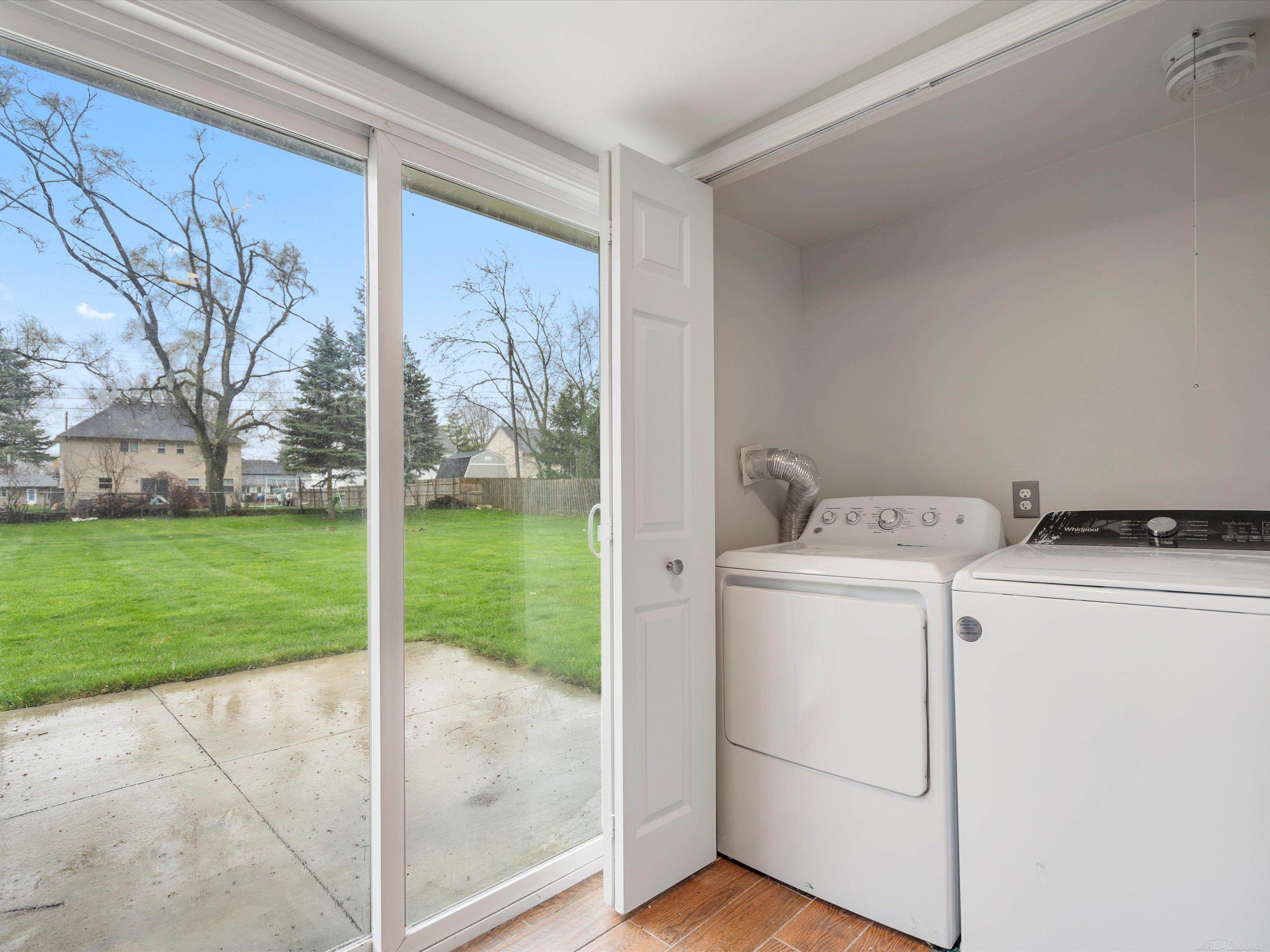 220 Michelson Road Rochester, MI 48307 - Photo 14 of 19 50138660-99800aed-68c3-452d-ac90-698a9d7ef3dd.JPG