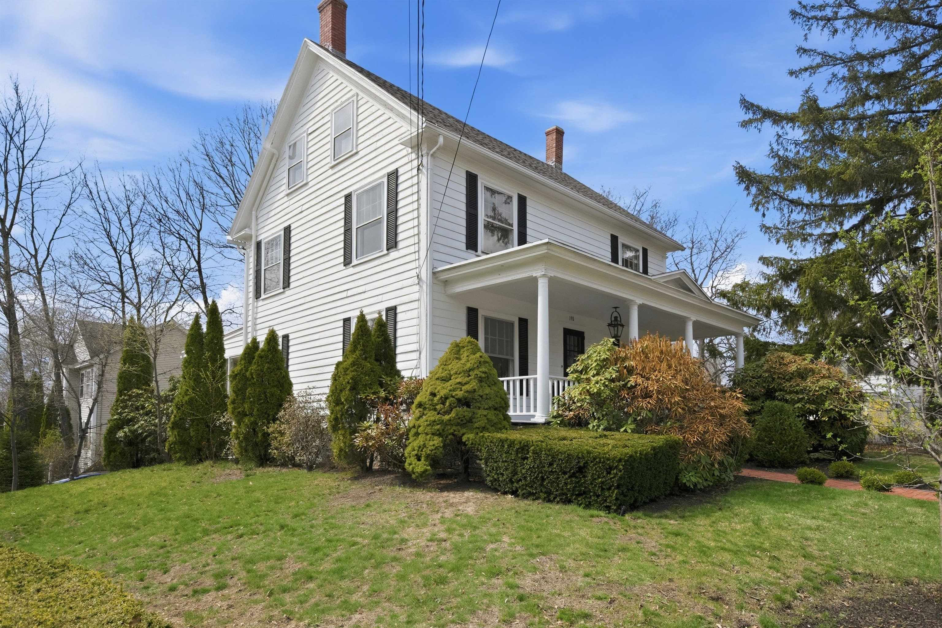 198 Linden Street Manchester, NH 03104 - Photo 2 of 60