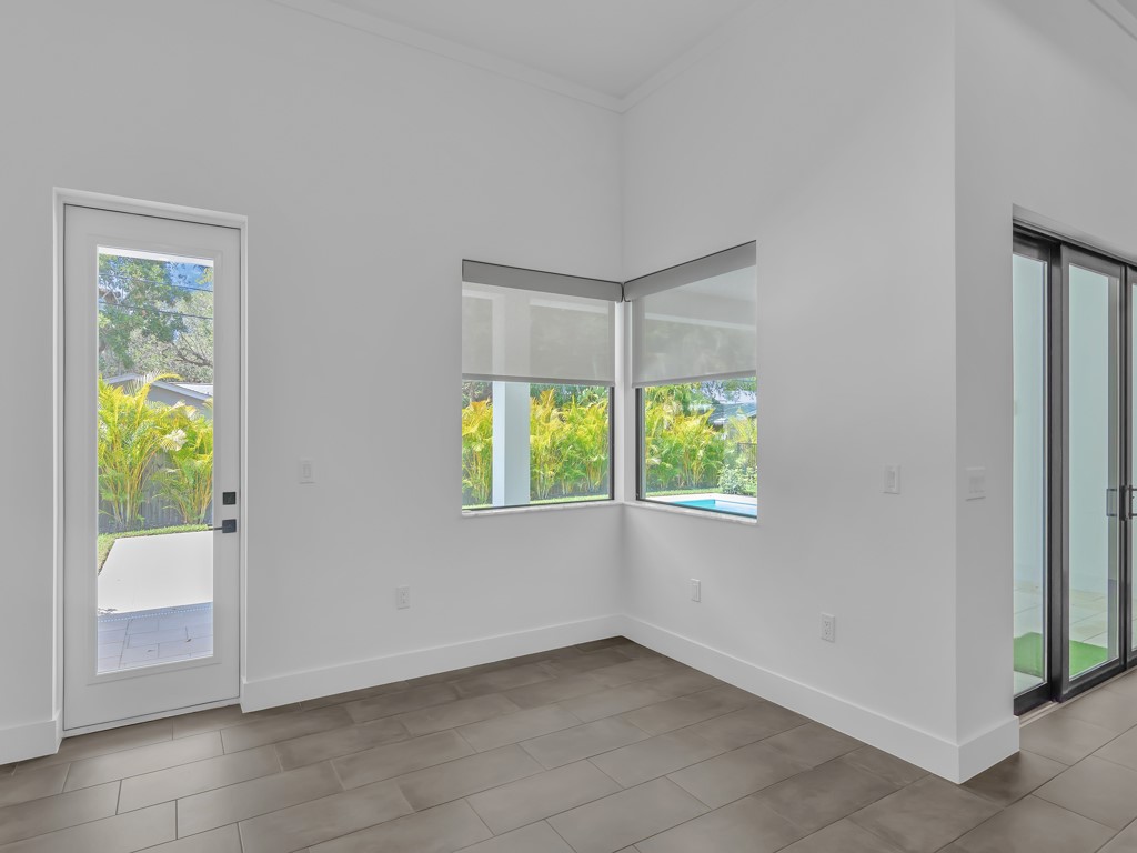 315 Holly Road Vero Beach, FL 32963 - Photo 11 of 36 Gallery Image 11