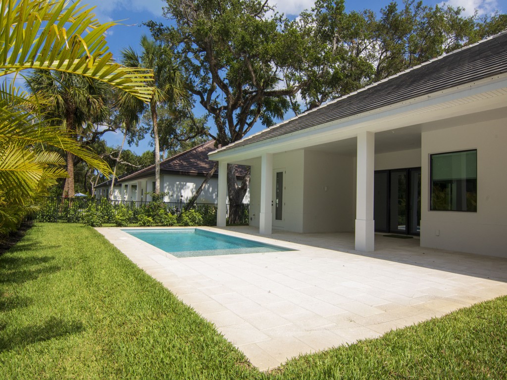 315 Holly Road Vero Beach, FL 32963 - Photo 27 of 36 Gallery Image 27