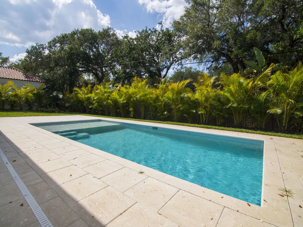 315 Holly Road Vero Beach, FL 32963 - Photo 28 of 36 Gallery Image 28