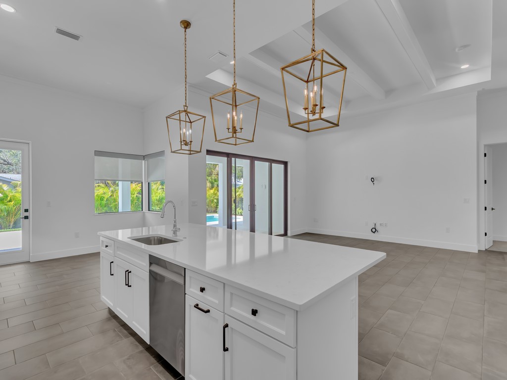 315 Holly Road Vero Beach, FL 32963 - Photo 4 of 36 Gallery Image 4