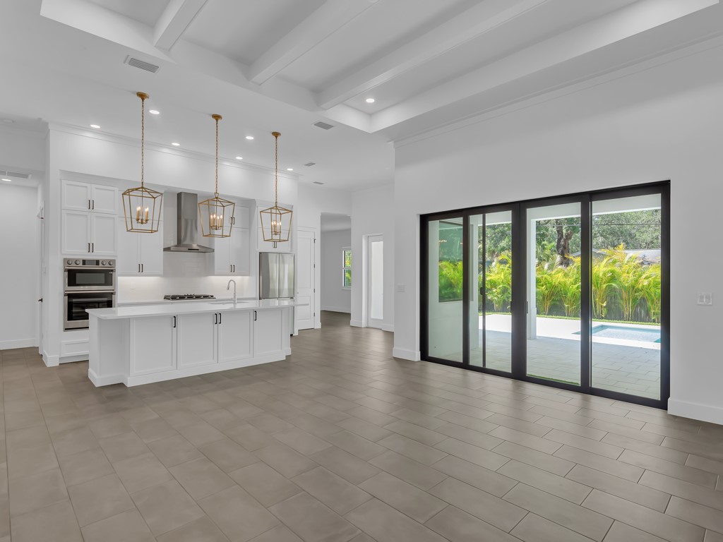 315 Holly Road Vero Beach, FL 32963 - Photo 7 of 36 Gallery Image 7