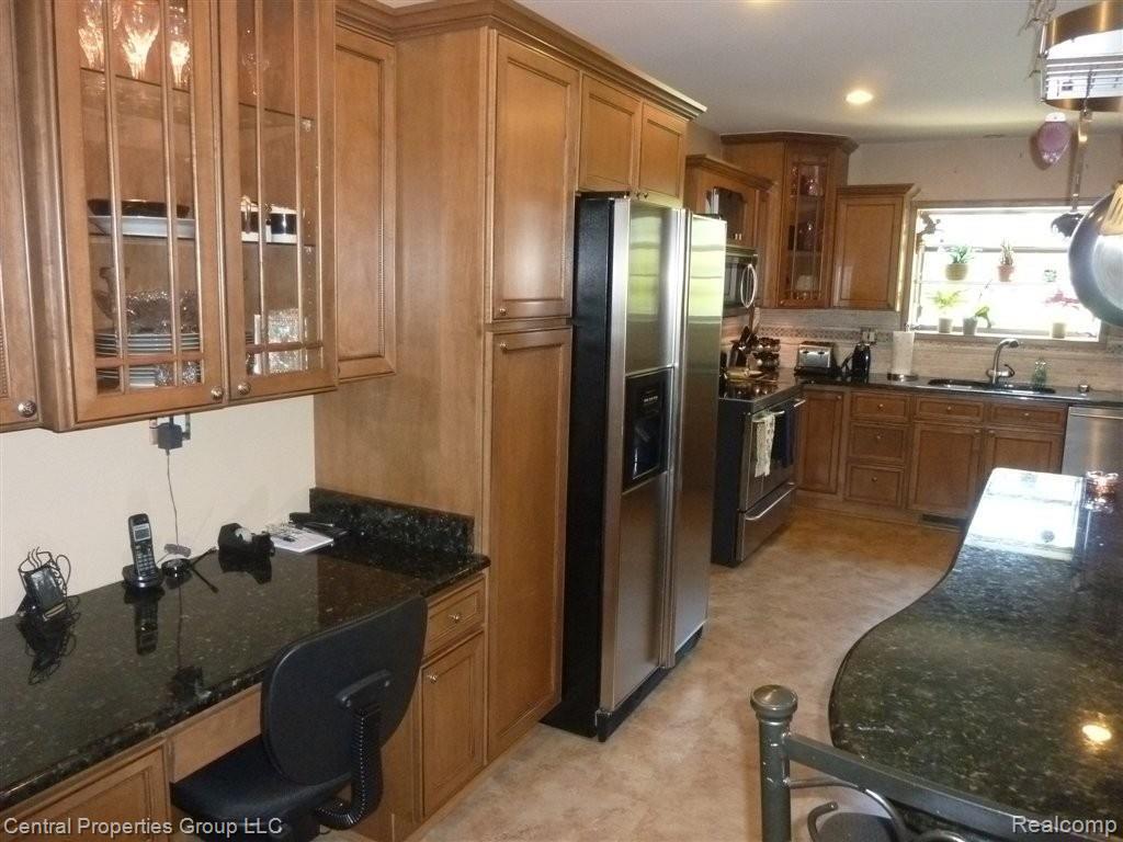 2845 Ripple Way White Lake, MI 48383 - Photo 3 of 29 Kitchen addit