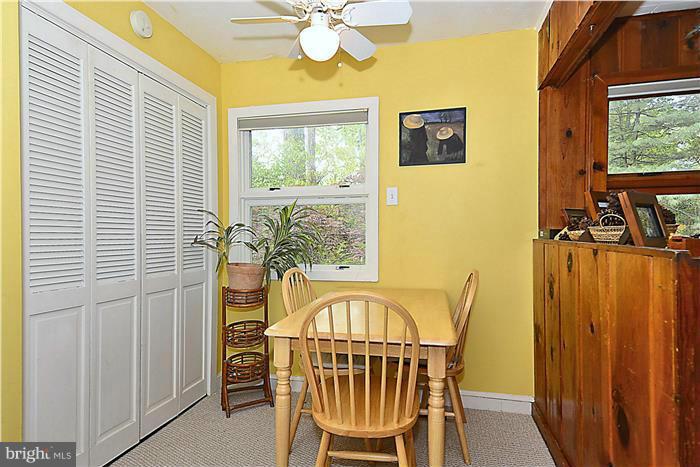 602 Forest Glen Road Silver Spring, MD 20901 - Photo 10 of 26 Kitchen