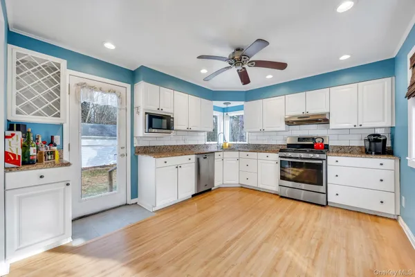 $824,999 | 67 Long Island Avenue, Yaphank, NY 11980