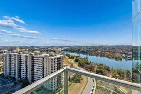$865,000 | 44 East Avenue, Unit 1510, Austin, TX 78701